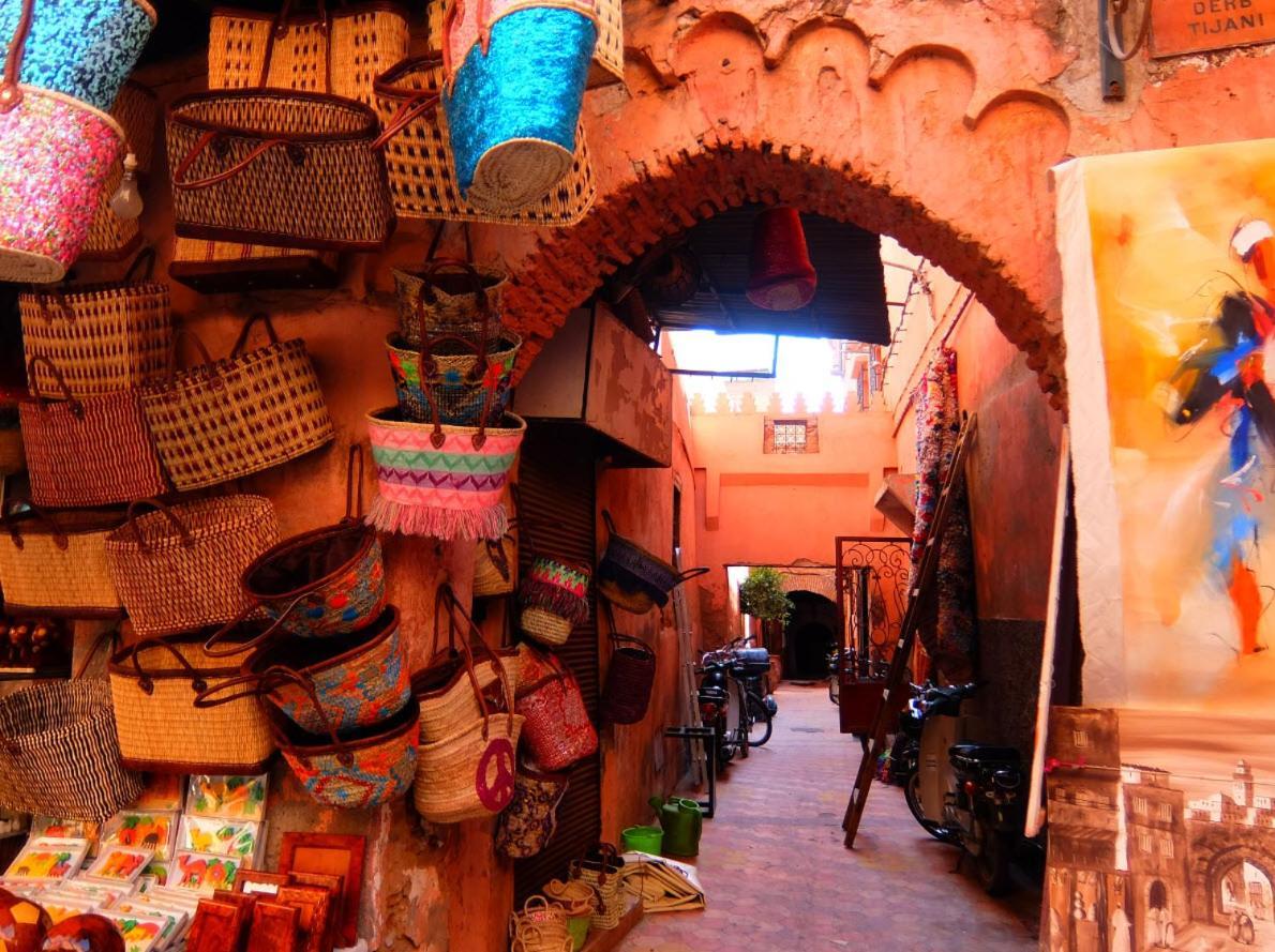 Riad Les Nuits De Marrakech มาร์ราเกช ภายนอก รูปภาพ