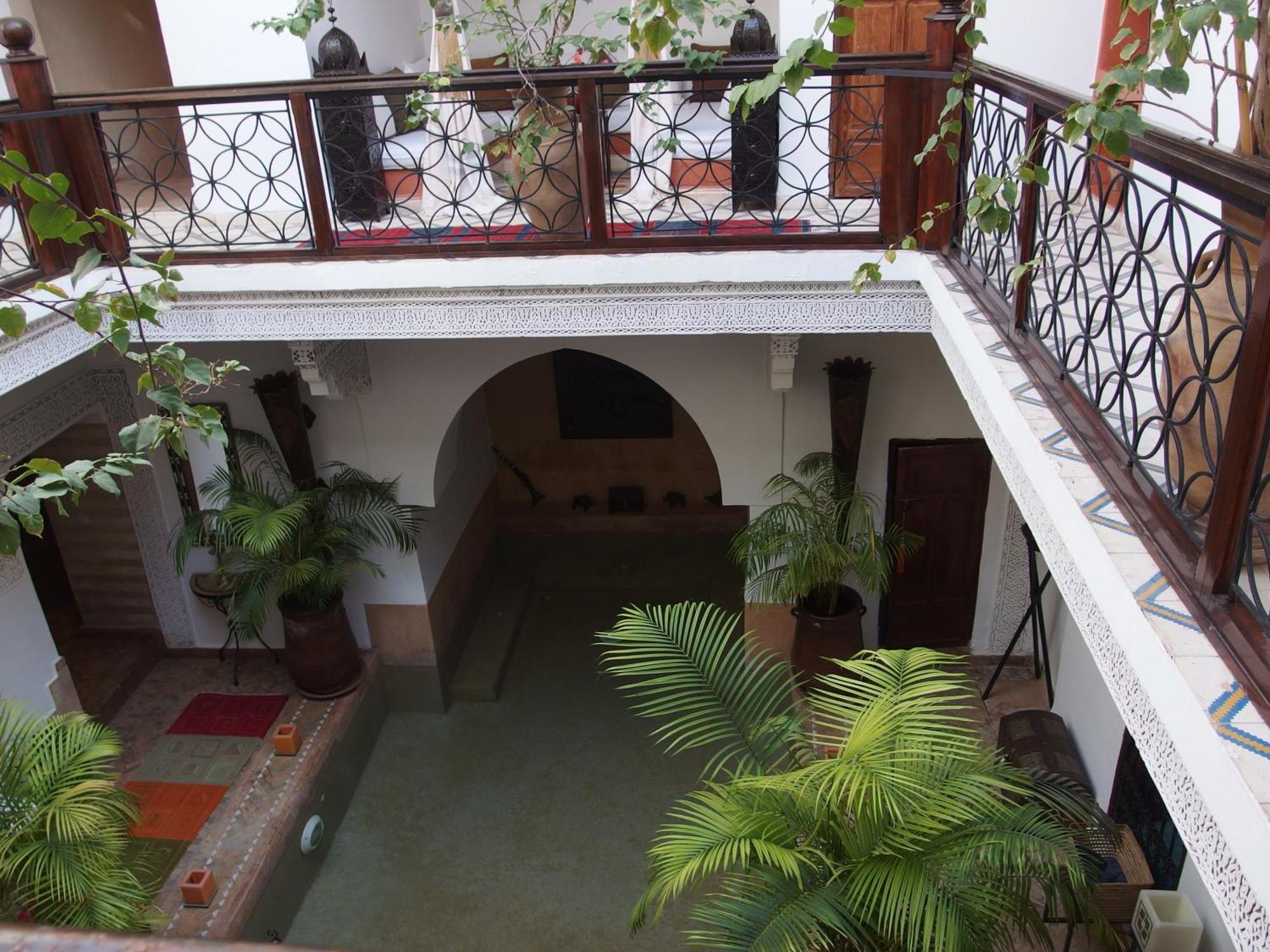 Riad Les Nuits De Marrakech มาร์ราเกช ภายนอก รูปภาพ Riad Dar Si Saad