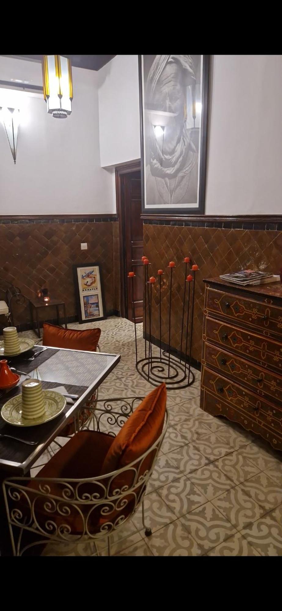 Riad Les Nuits De Marrakech มาร์ราเกช ภายนอก รูปภาพ Interior of the hotel